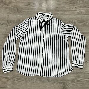 Divided H&M Women's Black White Stripped Button-Up Blouse Long Sleeve Medium